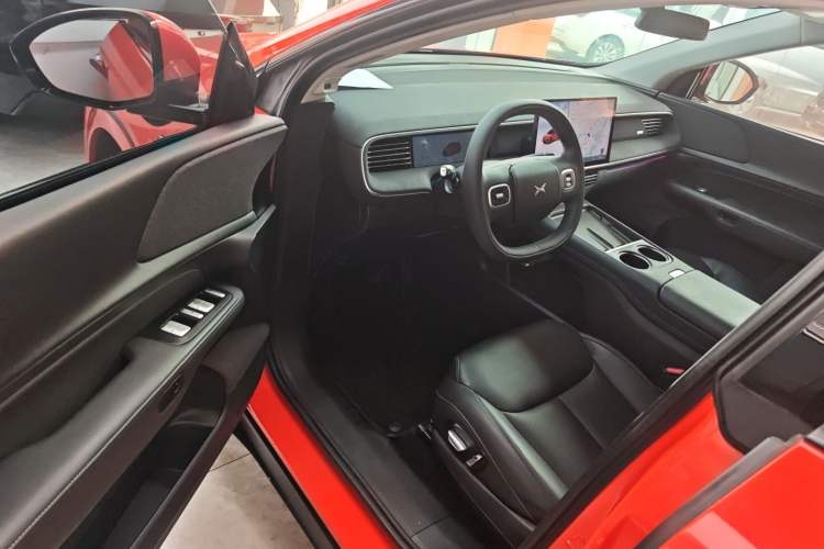 Used XPeng G6 2023 580 Long-Range Pro