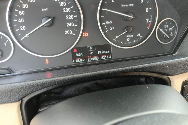 Used BMW 3 Series 2013 320i Sport Edition
