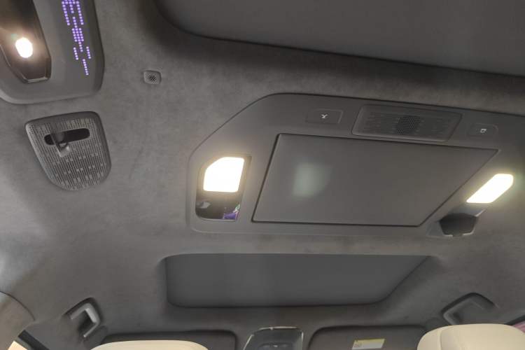 Used Zeekr 009 2024 7-Seater Aisle Version 108 kWh