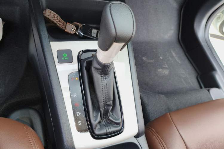 Used Honda Fit 2021 1.5L CVT Trend Edition Gear Lever