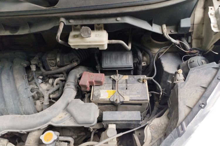 Used Nissan NV200 2013 1.6L Luxury Model China IV Standard

