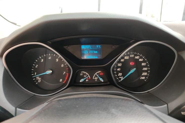 Used Ford Focus 2012 Hatchback 1.6L Automatic Fashion Edition
