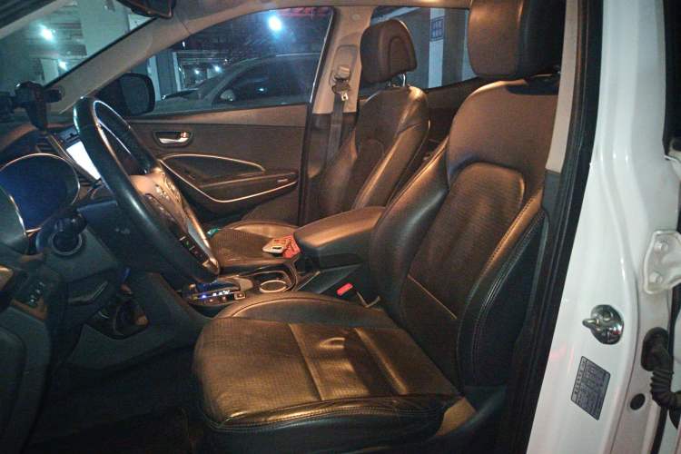 Used Hyundai Santa Fe 2013 2.0T Automatic Two-Wheel Drive Prestige Version