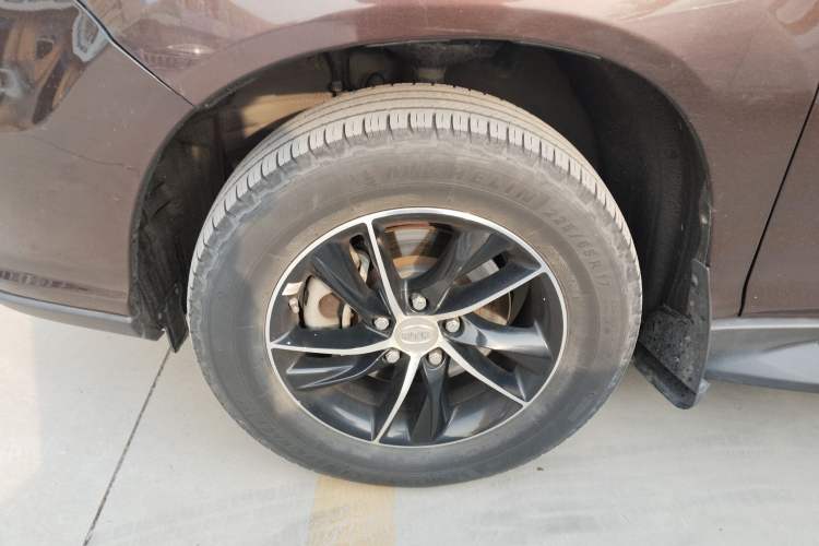 Used BYD S7 2015 1.5T Manual Luxury Model Left Front Wheel Hub