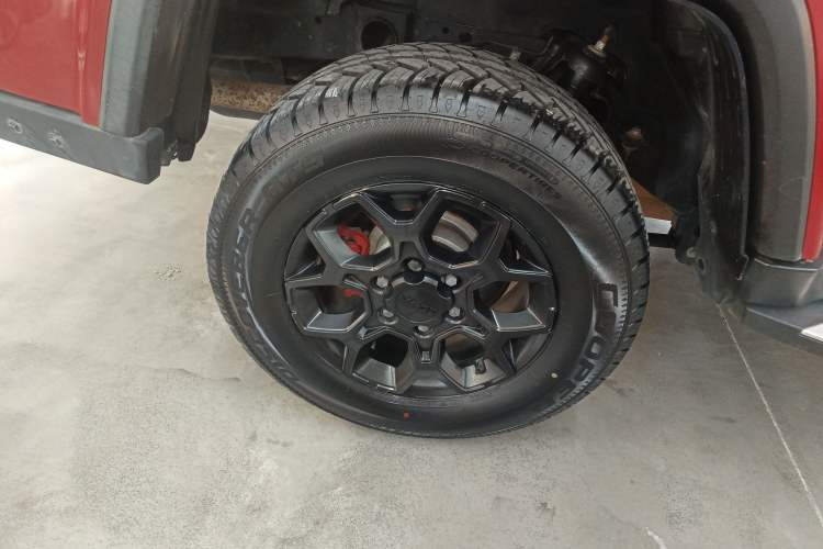 Used BAIC Off-Road BJ40 2023 2.0D Automatic Four-Wheel Drive Blade Hero Edition Adventurer Type (with Front and Rear Electronic Locks)