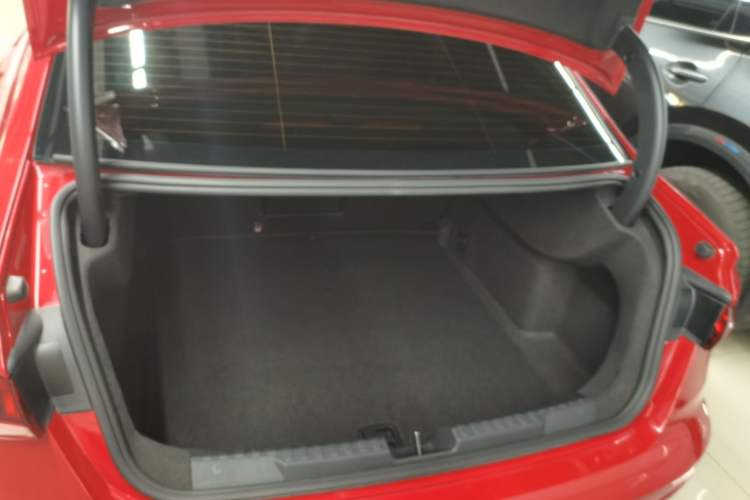 Used Audi A3 2021 A3L Limousine 35 TFSI Fashionable and Elegant Model
