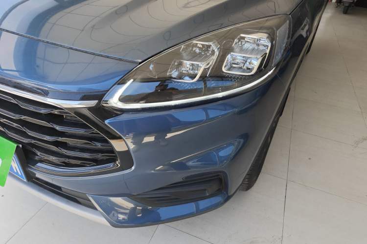 Used Ford Escape 2024 EcoBoost 245 Two-Wheel-Drive Titanium Edition