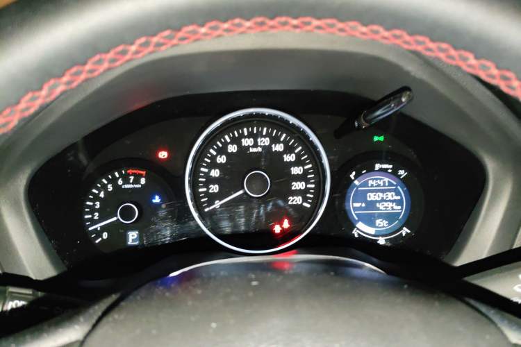 Used Honda Vezel 2019 1.5L CVT Luxury Model China VI
