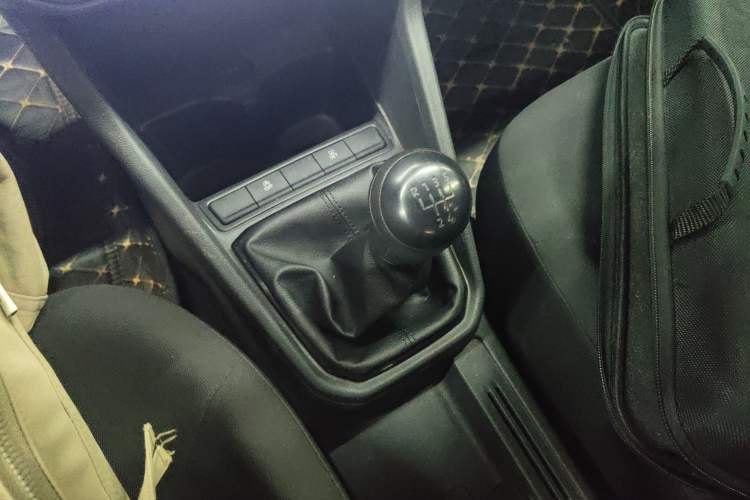 Used Jetta VA3 2019 1.5L Manual Entry-Level Version Gear Lever