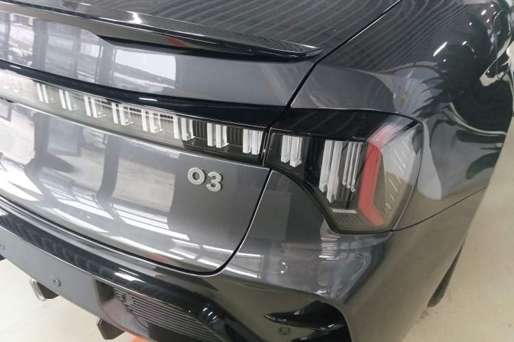 Used Lynk & Co 03 2023 2.0TD DCT JingPro Exterior 3