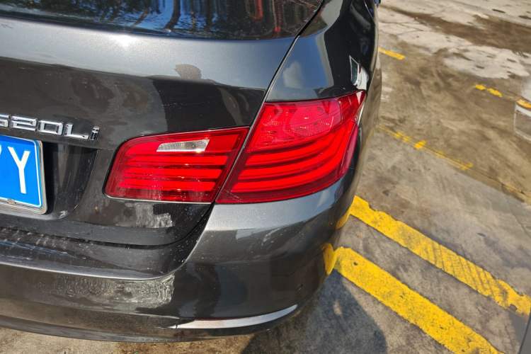 Used BMW 5 Series 2014 520Li Elegant Model
