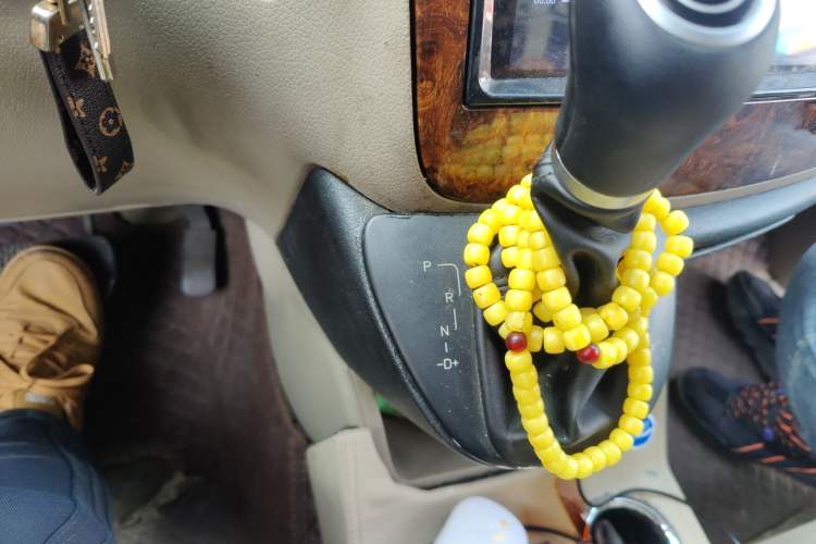 Used Mercedes-Benz Viano 2010 2.5L Prestige Edition Gear Lever