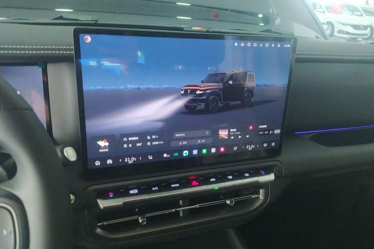 Used Tank 300 2025 2.0T Conqueror
