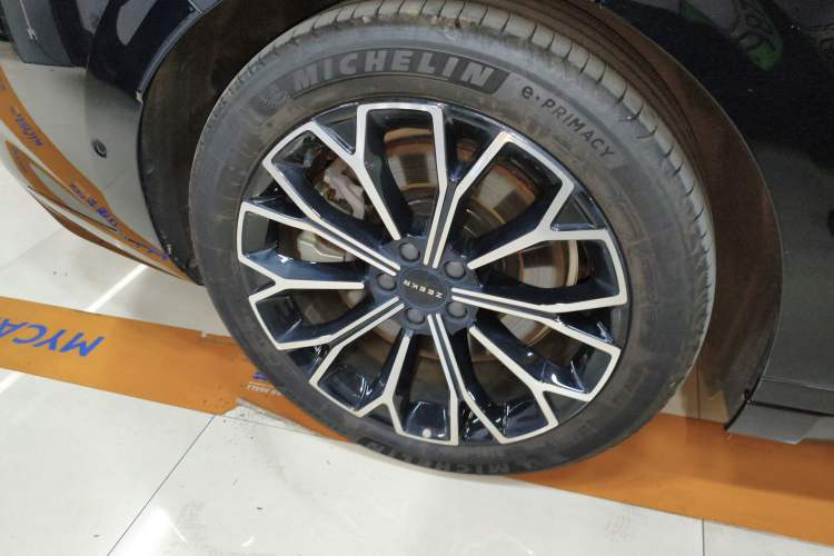 Used Zeekr 007GT 2025 Rear-Drive Intelligent Driving Version 75 kWh
