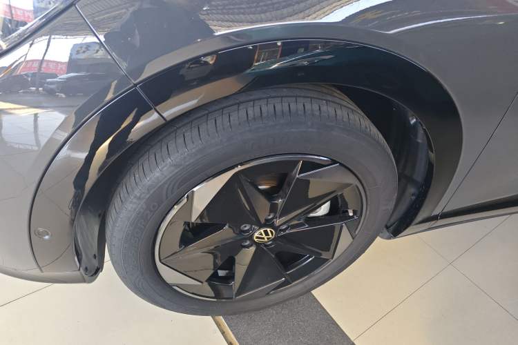 Used Volkswagen ID.UNYX 2024 Pro Long-Range Version