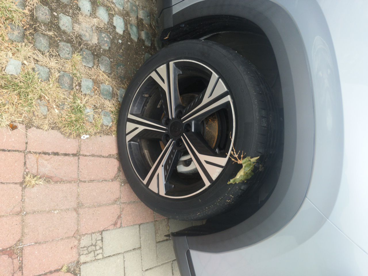 Geely Auto Emgrand X7 Sport 2023 Boyue COOL 1.5TD ZhiZun Edition — снимка 8