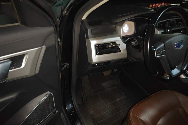 Used Geely Auto Emgrand X7 Sport 2016 1.8TD Automatic ZhiZun Version