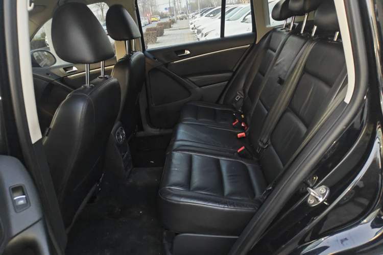 Used Volkswagen Tiguan L 2015 1.8TSI Automatic Two-Wheel Drive Comfort Edition