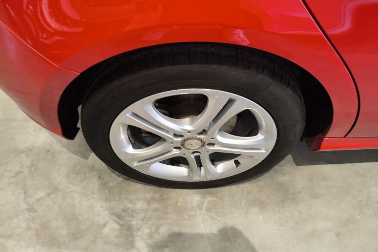 Used Mercedes-Benz A-Class 2015 A 180 Right Rear Wheel Hub