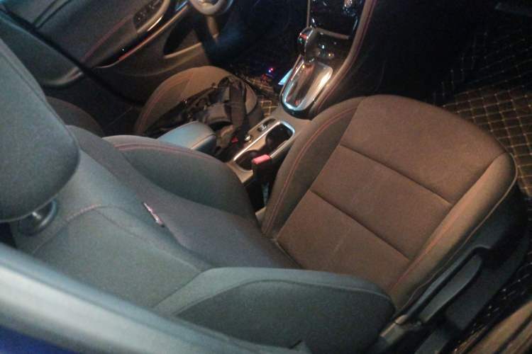 Used Buick Verano 2018 Hatchback GS 20T Dual-Clutch Progressive Model