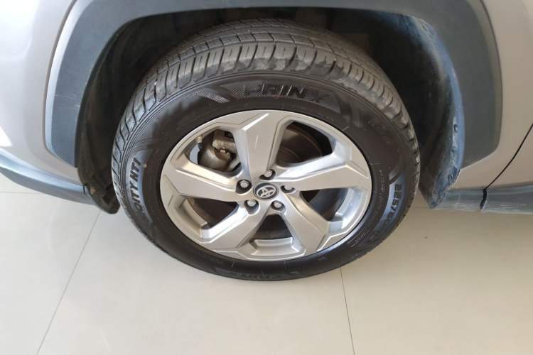 Used Toyota RAV4 2021 2.0L CVT Two-Wheel Drive Fashion PLUS Edition
