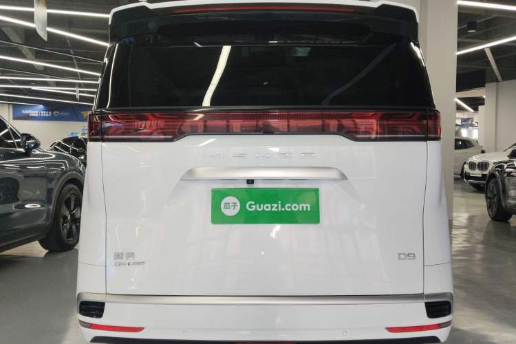 Used Denza D9 2022 DM-i 970 Four-Wheel Drive Prestige Model