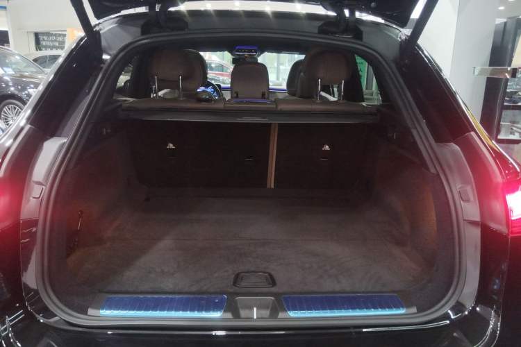 Used Mercedes-Benz EQE SUV 2024 500 4MATIC Luxury Edition
