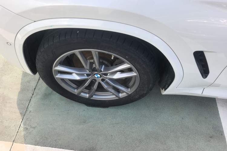 Used BMW X3 2020 xDrive25i M Sport Package Left Front Wheel Hub