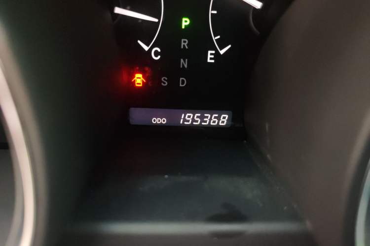 Used Toyota Highlander 2011 2.7L Two-Wheel Drive 7-Seater Luxury Navigation Edition