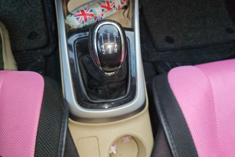 Used CHANGAN Eado 2015 1.6L Manual Luxury Model China IV Standard
