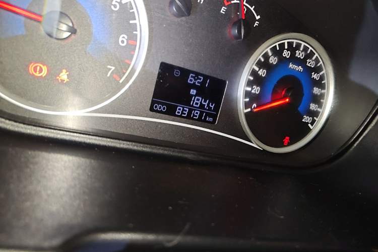 Used Dongfeng Fengon 330 2014 1.5L Manual Utility Version DK15 Odometer Close Up