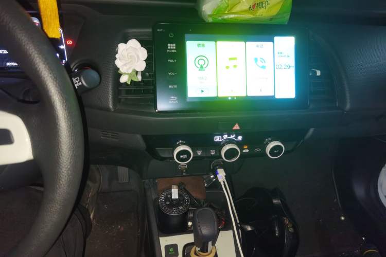 Used Honda Fit 2023 1.5L CVT Trend Edition Audio And AC Panel