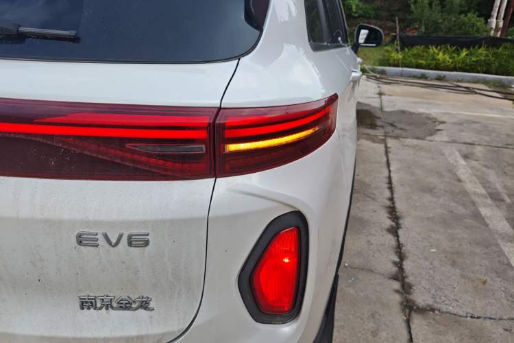 Used Skyworth EV6 2021 520 Standard Edition
