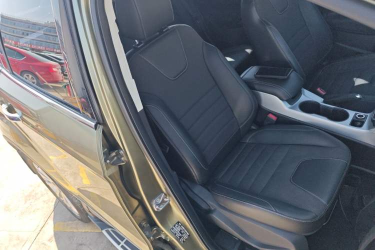 Used Ford Kuga 2015 1.5L GTDi Two-Wheel Drive Fashion Edition Right Front Seat