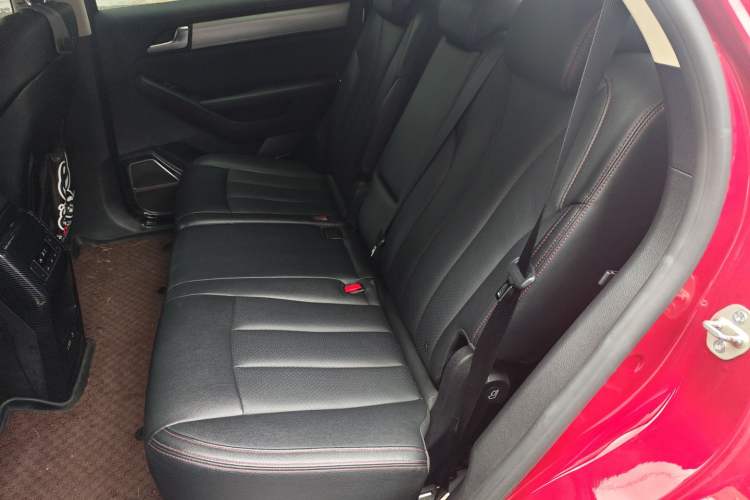 Used BYD Tang New Energy 2018 DM 2.0T All-Wheel Drive Smart Connectivity Luxury Model 7 Seats China V Emission Standard
