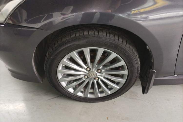 Used Suzuki Alivio 2015 1.6L Automatic Enjoyment Model Exterior 1