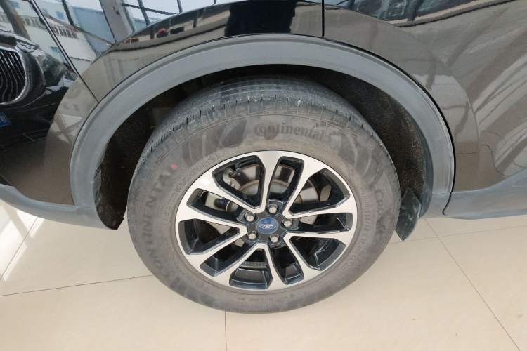 Used Ford Escape 2024 EcoBoost 245 Two-Wheel-Drive Comfort Edition