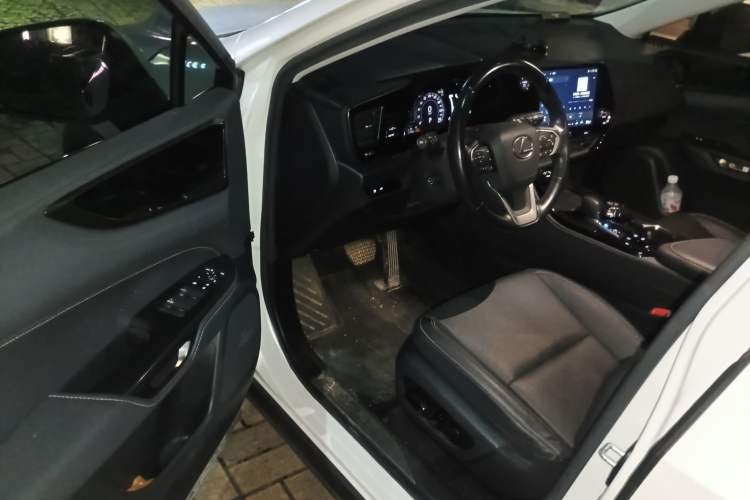 Used Lexus NX New Energy 2022 400h+ Comfort Edition
