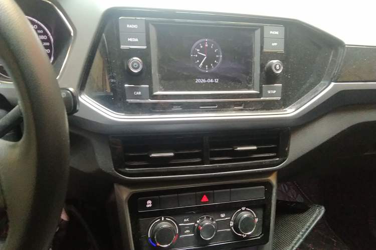 Used Volkswagen T-Cross 2019 1.5L Automatic Comfort Edition Audio And AC Panel