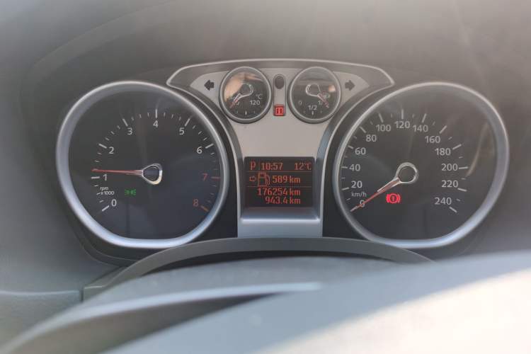 Used Ford Focus 2012 Hatchback Classic 1.8L Automatic Fashion Edition
