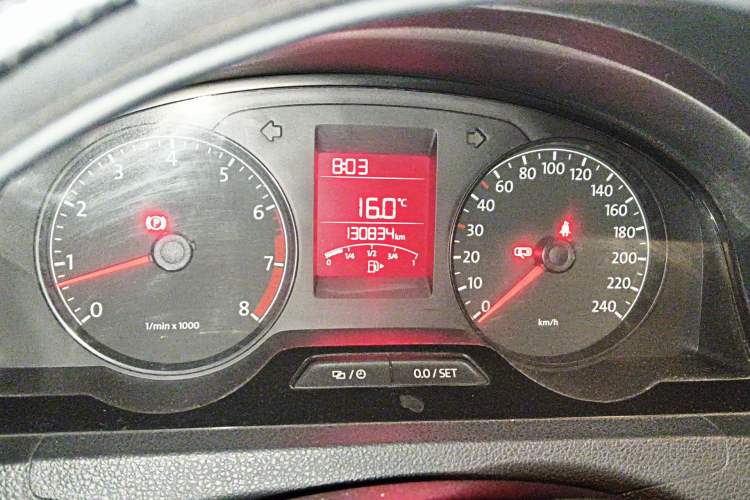 Used Volkswagen Santana 2015 1.6L Manual Fashion Edition
