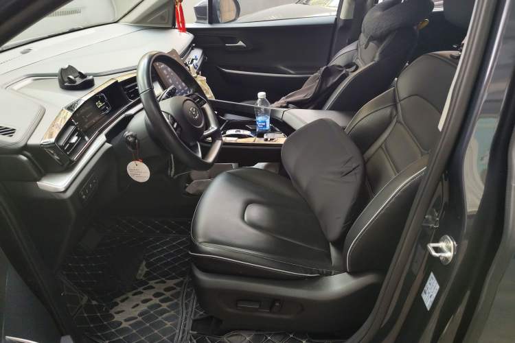 Used Hyundai Custo 2021 270TGDi Prestige LUX Left Front Seat