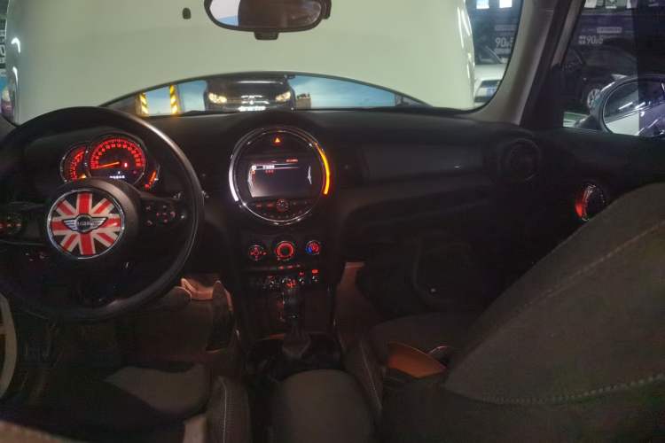 Used MINI 2016 1.5T COOPER Five-Door Edition