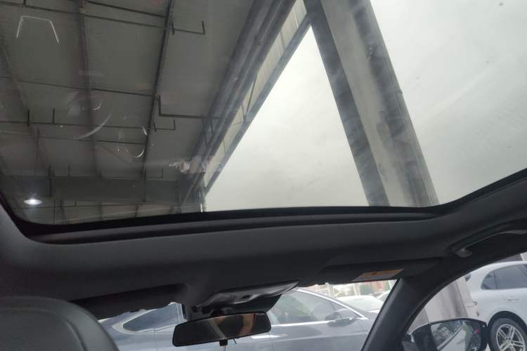 Used CHANGAN UNI-V 2024 1.5T Prestige Edition Headliner