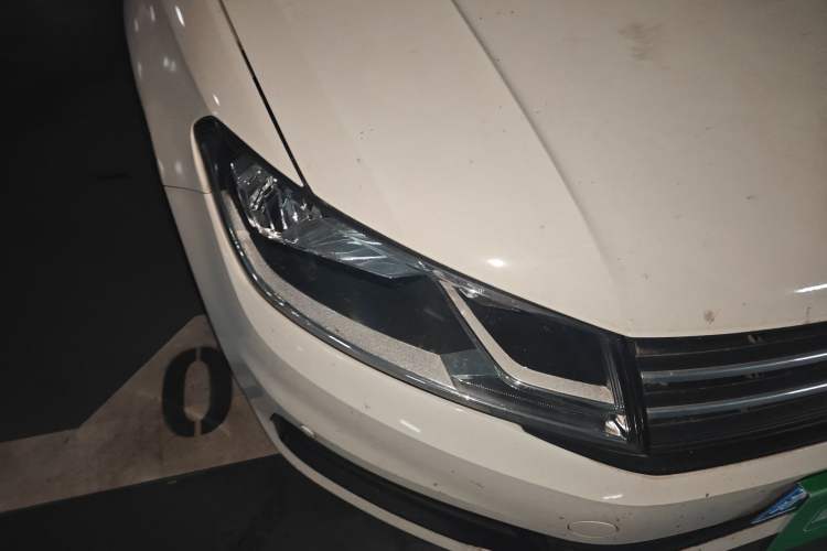 Used Volkswagen Santana 2019 1.5L Automatic Fashion Edition China VI Right Front Headlight