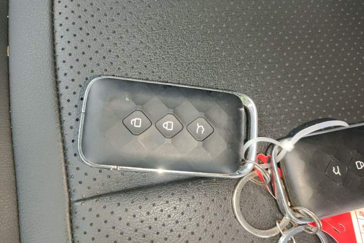 Used Wuling Xingguang 2024 Co-Creation Edition 510 Advanced Model
