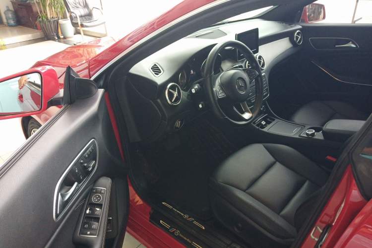 Used Mercedes-Benz CLA 2015 CLA 200