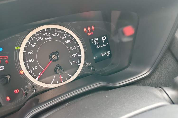 Used Toyota Levin 2021 185T CVT Entry-Level Version Odometer Close Up