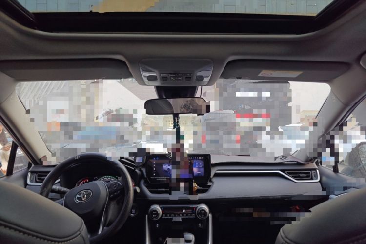 Used Toyota RAV4 2023 2.0L CVT Two-Wheel Drive Fashion Edition
