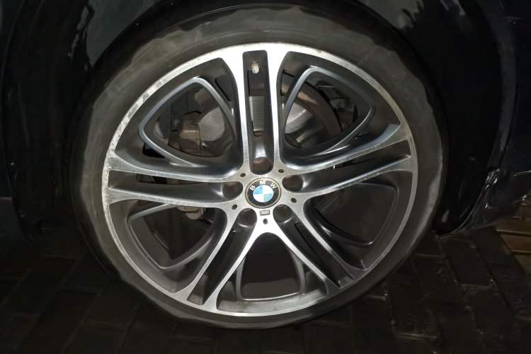 Used BMW X6 2011 xDrive35i
